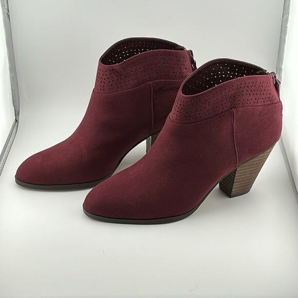 Violet & Red Shoes - New Violet & Red Burgundy Laser Cutout Jackson Ankle Bootie Size 7.5 Heel 3”